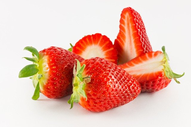 تنزيل Strawberries Fruit Food - صورة مجانية أو صورة مجانية ليتم تحريرها باستخدام محرر الصور عبر الإنترنت GIMP