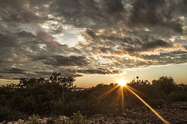 ดาวน์โหลดเทมเพลตรูปภาพฟรี Sunset Clouds Sky ฟรีเพื่อแก้ไขด้วยโปรแกรมแก้ไขรูปภาพออนไลน์ GIMP