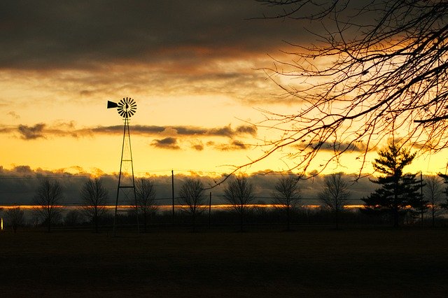 قم بتنزيل Sunset New Jersey Windmill - صورة مجانية أو صورة يتم تحريرها باستخدام محرر الصور عبر الإنترنت GIMP