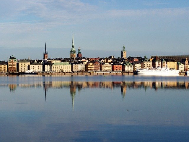 Descărcare gratuită Sweden Water Landscape - fotografie sau imagini gratuite pentru a fi editate cu editorul de imagini online GIMP