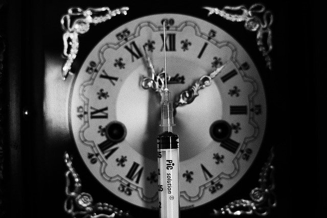 Free download Syringe Time Pain -  free photo or picture to be edited with GIMP online image editor