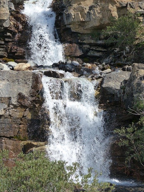 Free download Takakkaw Falls Waterfall Water -  free photo or picture to be edited with GIMP online image editor