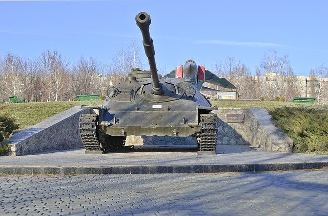 Free download Tank Monument Soviet Army -  free photo or picture to be edited with GIMP online image editor