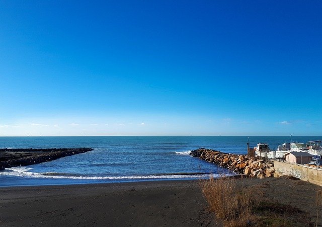 دانلود رایگان The First Of May Easter Monday Sea - عکس یا تصویر رایگان قابل ویرایش با ویرایشگر تصویر آنلاین GIMP