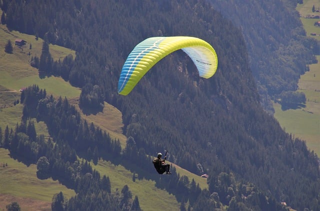 Free download the height of the paragliding fly free picture to be edited with GIMP free online image editor