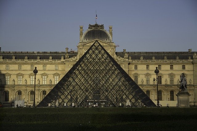 Free download The Louvre Museum Architecture -  free photo or picture to be edited with GIMP online image editor