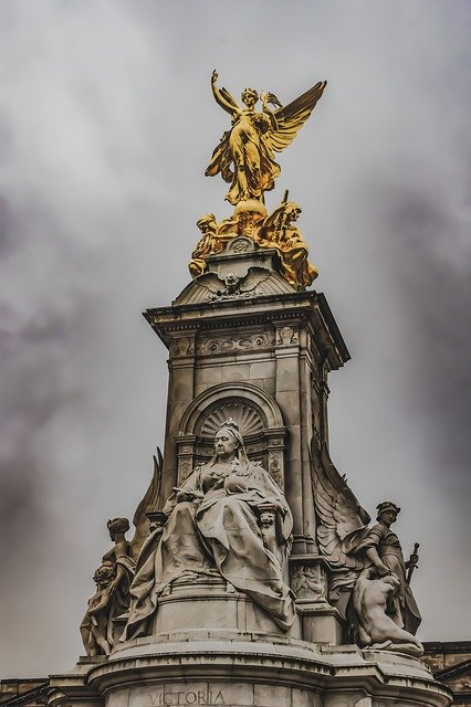 Free download The Queen Victoria Memorial -  free photo or picture to be edited with GIMP online image editor