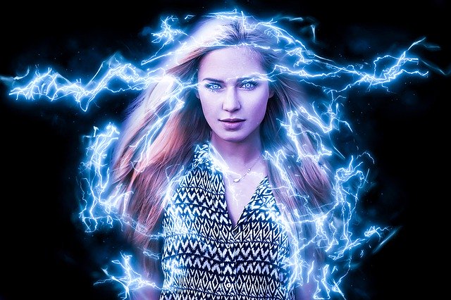 تنزيل Thunder Woman Girl مجانًا - رسم توضيحي مجاني ليتم تحريره باستخدام محرر الصور المجاني على الإنترنت GIMP