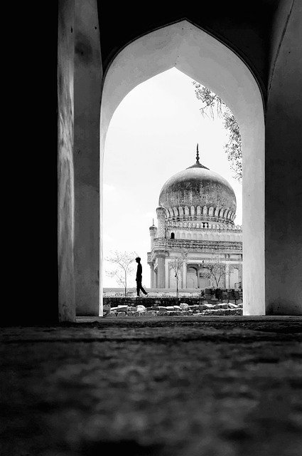 Free download tomb cemetery hyderabad bnw free picture to be edited with GIMP free online image editor