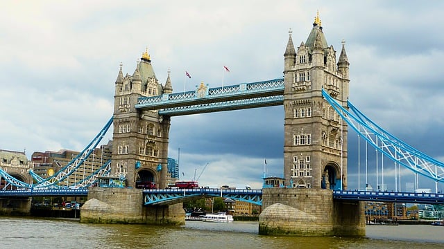 Free download tower bridge bridge london england free picture to be edited with GIMP free online image editor