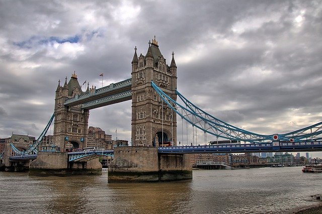 Free download Tower Bridge London -  free photo or picture to be edited with GIMP online image editor