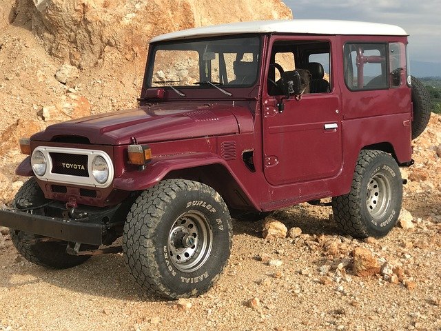 Download gratuito toyota land cruiser fj40 classic suv immagine gratuita da modificare con GIMP editor di immagini online gratuito