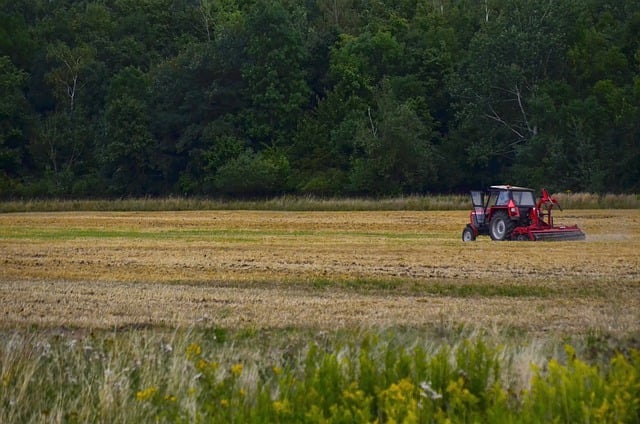 Free download tractor field agriculture farm job free picture to be edited with GIMP free online image editor