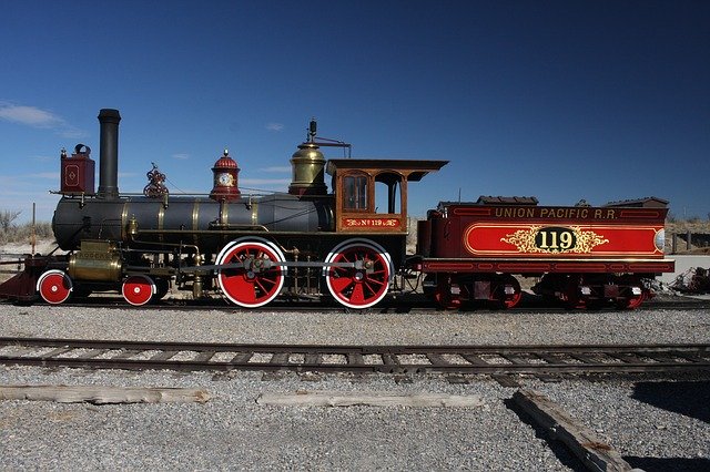 Free download Train Transcontinental Railroad -  free photo or picture to be edited with GIMP online image editor