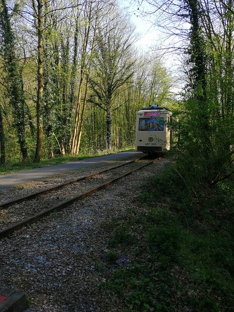 ດາວ​ໂຫຼດ​ຟຣີ Tram Antique Rails - ຮູບ​ພາບ​ຟຣີ​ຫຼື​ຮູບ​ພາບ​ທີ່​ຈະ​ໄດ້​ຮັບ​ການ​ແກ້​ໄຂ​ກັບ GIMP ອອນ​ໄລ​ນ​໌​ບັນ​ນາ​ທິ​ການ​ຮູບ​ພາບ​