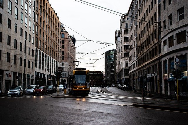 ດາວ​ໂຫຼດ​ຟຣີ Tram Milan City - ຮູບ​ພາບ​ຟຣີ​ຫຼື​ຮູບ​ພາບ​ທີ່​ຈະ​ໄດ້​ຮັບ​ການ​ແກ້​ໄຂ​ກັບ GIMP ອອນ​ໄລ​ນ​໌​ບັນ​ນາ​ທິ​ການ​ຮູບ​ພາບ​