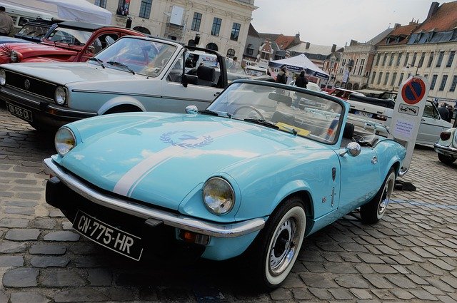 Free download Triumph Spitfire Car Vehicle -  free photo or picture to be edited with GIMP online image editor