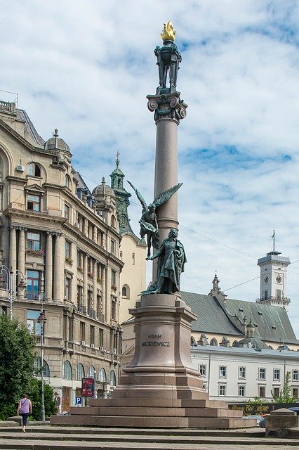 Free download Ukraine Lions Monument -  free photo or picture to be edited with GIMP online image editor