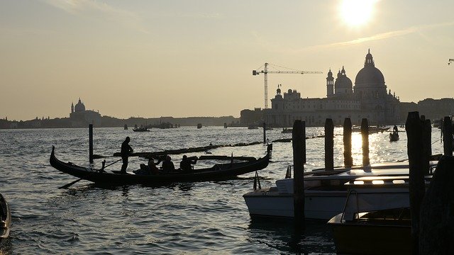 Free download Venice Italy Gandola -  free photo or picture to be edited with GIMP online image editor