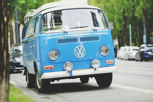 Free download vw bulli blue vw bus volkswagen free picture to be edited with GIMP free online image editor