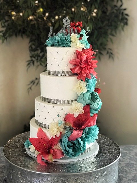 Free download Wedding Cake Flowers -  free photo or picture to be edited with GIMP online image editor