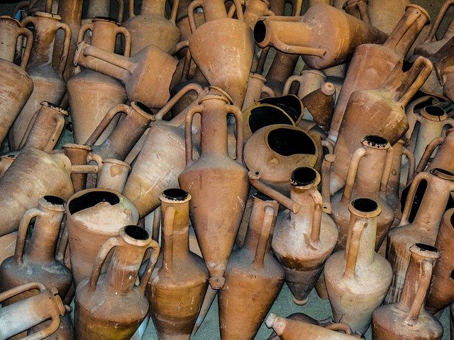 Free download amphorae clay ancient shipwreck free picture to be edited with GIMP free online image editor