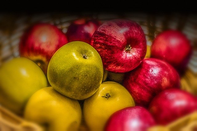 Apples Flower Spring 무료 다운로드 - 무료 사진 또는 김프 온라인 이미지 편집기로 편집할 사진