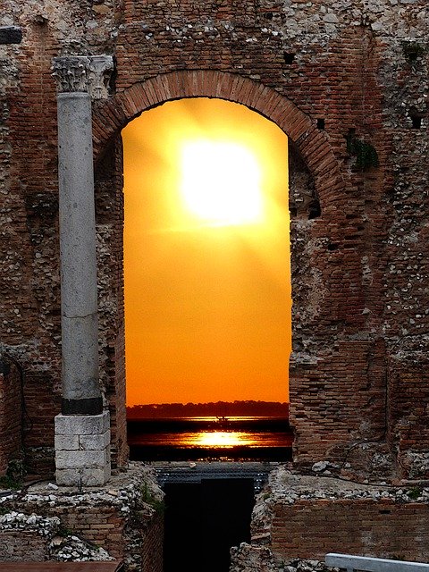 Muat turun percuma Architecture Ruin Sicily - foto atau gambar percuma percuma untuk diedit dengan editor imej dalam talian GIMP