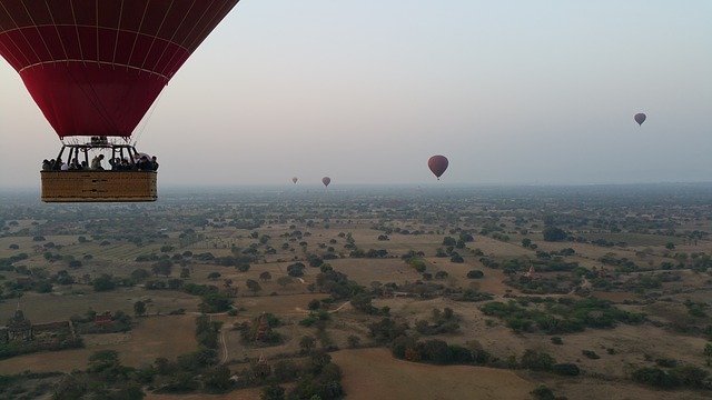 Kostenloser Download Ballooning Human Sky - kostenloses Foto oder Bild zur Bearbeitung mit GIMP Online-Bildbearbeitung