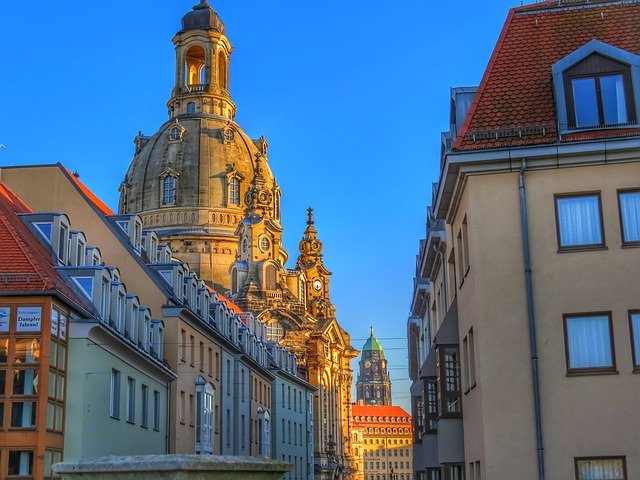 Безкоштовно завантажте Überblick Frauenkirche Kirchen - безкоштовну фотографію або малюнок для редагування за допомогою онлайн-редактора зображень GIMP