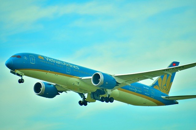 Unduh gratis Big Airplane Beautiful Plane - foto atau gambar gratis untuk diedit dengan editor gambar online GIMP