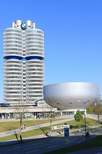 Безкоштовно завантажте Bmw Museum Munich - безкоштовне фото або зображення для редагування за допомогою онлайн-редактора зображень GIMP