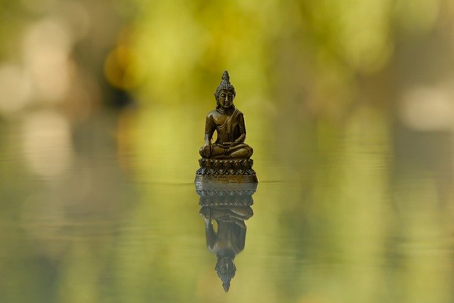 Free download buddha statue water reflection free picture to be edited with GIMP free online image editor