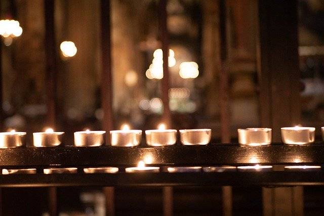 ດາວ​ໂຫຼດ​ຟຣີ Candle Church Prayer - ຮູບ​ພາບ​ຟຣີ​ຫຼື​ຮູບ​ພາບ​ທີ່​ຈະ​ໄດ້​ຮັບ​ການ​ແກ້​ໄຂ​ກັບ GIMP ອອນ​ໄລ​ນ​໌​ບັນ​ນາ​ທິ​ການ​ຮູບ​ພາບ​