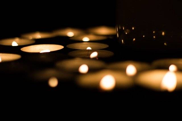 Descarga gratuita Candle Light Bokeh: foto o imagen gratuita para editar con el editor de imágenes en línea GIMP