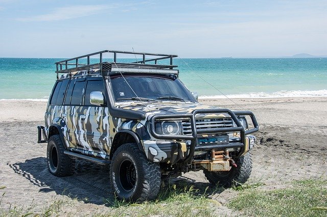 Free download car offroad jeep pajero vehicle free picture to be edited with GIMP free online image editor