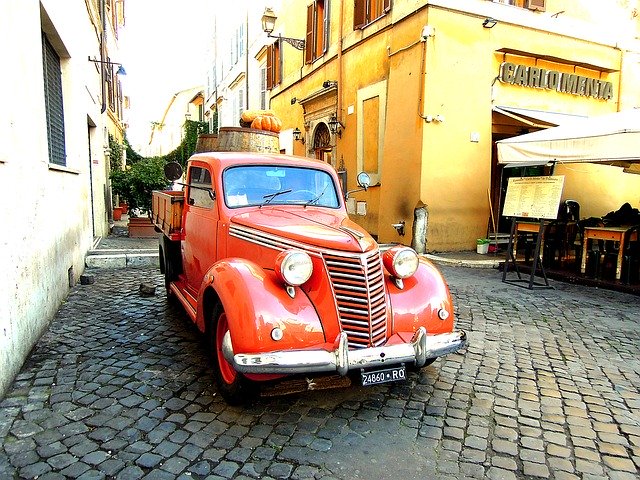 Descarga gratuita coche roma casa en ruta italia rojo imagen gratis para editar con GIMP editor de imágenes en línea gratuito