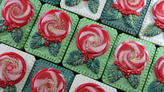 Бесплатная загрузка Christmas Peppermint Red - бесплатная фотография или картинка для редактирования с помощью онлайн-редактора изображений GIMP