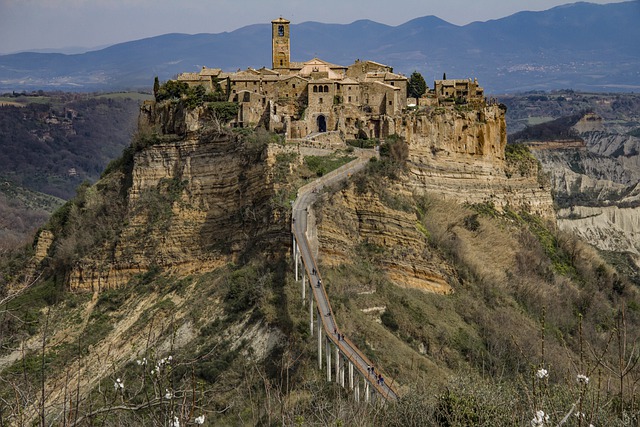 دانلود رایگان عکس Civita di Bagnoregio town hilltop رایگان برای ویرایش با ویرایشگر تصویر آنلاین رایگان GIMP