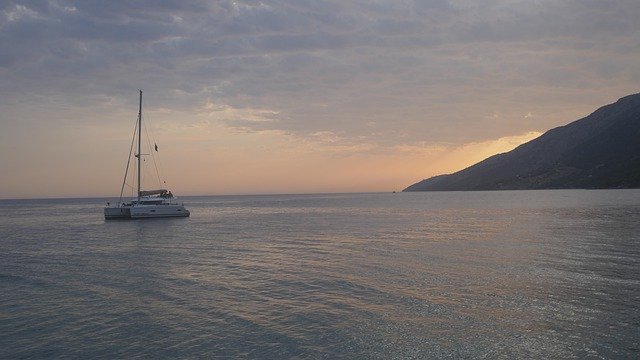 Kostenloser Download Coast Boats Adriatic Sea - kostenloses Foto oder Bild zur Bearbeitung mit GIMP Online-Bildbearbeitung