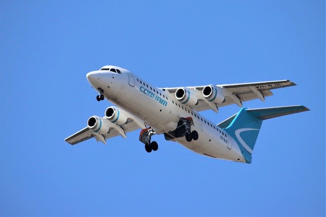 Free graphic cobham bae 146 landing approach to be edited by GIMP free image editor by OffiDocs