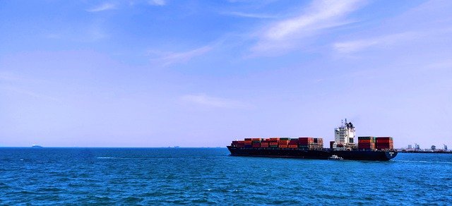 Gratis download containerschip schip export gratis foto om te bewerken met GIMP gratis online afbeeldingseditor