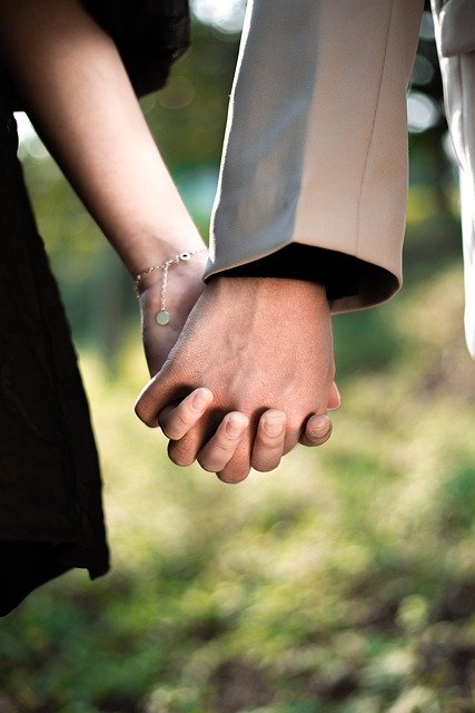 Free download couple hands holding affection free picture to be edited with GIMP free online image editor