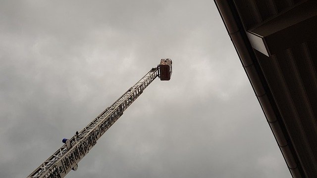 Kostenloser Download Fire Head Turntable Ladder - kostenloses Foto oder Bild zur Bearbeitung mit GIMP Online-Bildbearbeitung