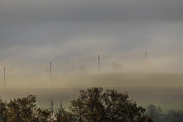 ດາວໂຫຼດຟຣີ Fog Landscape Phone Lines - ຟຼີຮູບພາບຫຼືຮູບພາບທີ່ຈະແກ້ໄຂດ້ວຍຕົວແກ້ໄຂຮູບພາບອອນໄລນ໌ GIMP