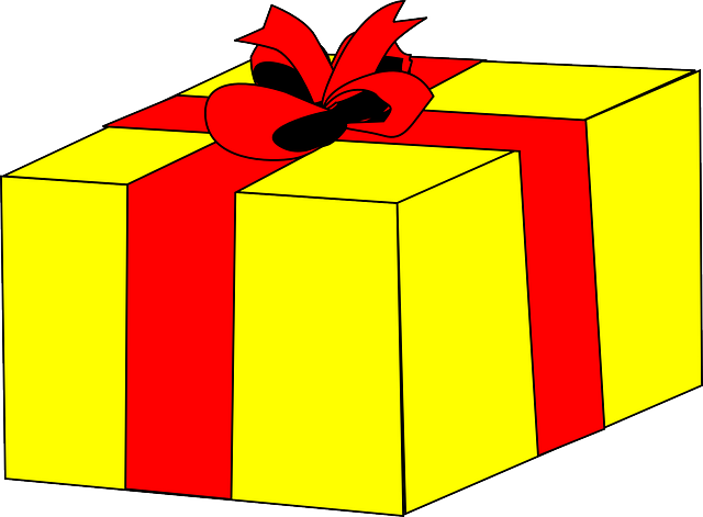 Free download Gift Box Yellow - Free vector graphic on Pixabay free illustration to be edited with GIMP free online image editor