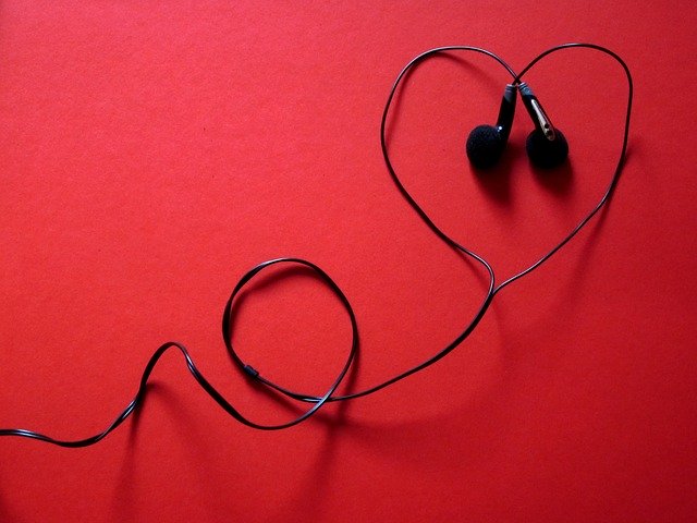 Free download headphones audio black songs mp3 free picture to be edited with GIMP free online image editor