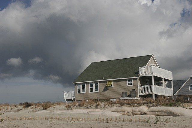 House Beach Cloud'u ücretsiz indirin - GIMP çevrimiçi görüntü düzenleyiciyle düzenlenecek ücretsiz fotoğraf veya resim