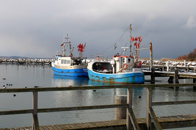 Téléchargement gratuit de Insel Poel Port Fishing - photo ou image gratuite à éditer avec l'éditeur d'images en ligne GIMP