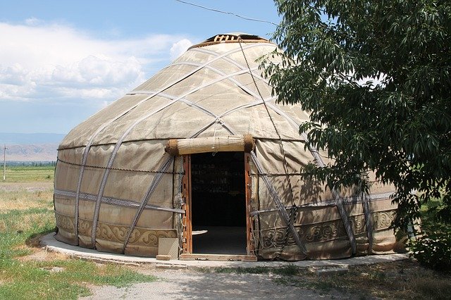 ดาวน์โหลดฟรี Kyrgyzstan Yurt The Nomads - ภาพถ่ายหรือรูปภาพฟรีที่จะแก้ไขด้วยโปรแกรมแก้ไขรูปภาพออนไลน์ GIMP